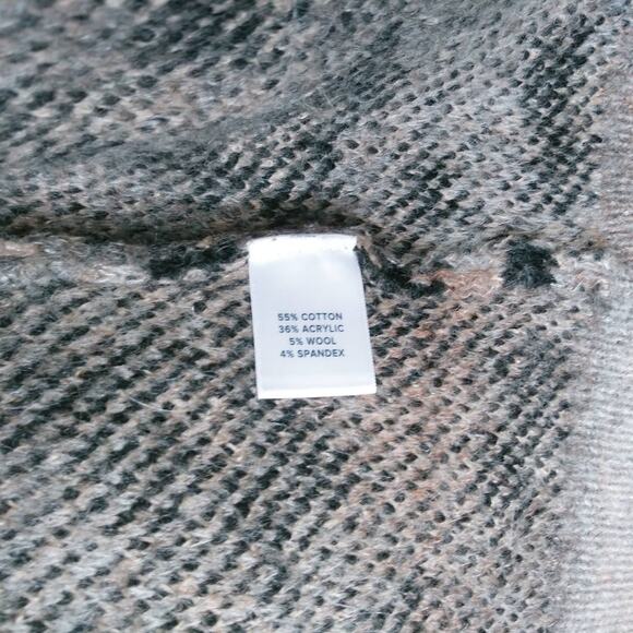 Evereve Allison Joy Womens XS Leo Ombre Cardigan Fuzzy Oversized Leopard Print - Picture 8 of 14